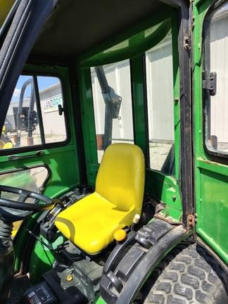 Image of John Deere 2720 equipment image 4