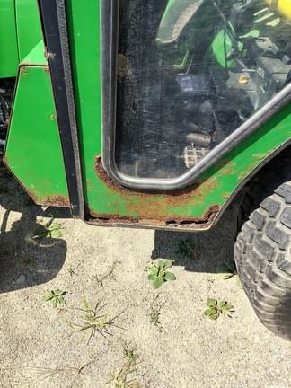 Image of John Deere 2720 equipment image 4