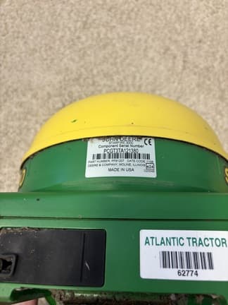 Image of John Deere StarFire 3000 Image 1