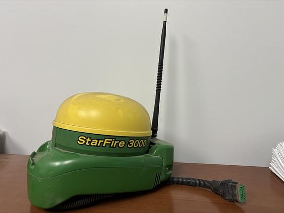 Image of John Deere StarFire 3000 Primary Image