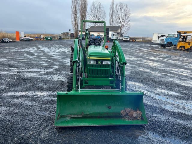 Image of John Deere 3005 equipment image 1