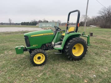 Main image John Deere 3032E