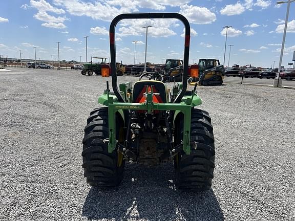 Image of John Deere 3032E equipment image 3