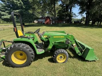 Main image John Deere 3038E