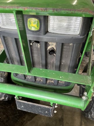 Image of John Deere 3038E equipment image 3