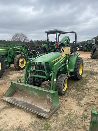 Image of John Deere 3038E equipment image 1