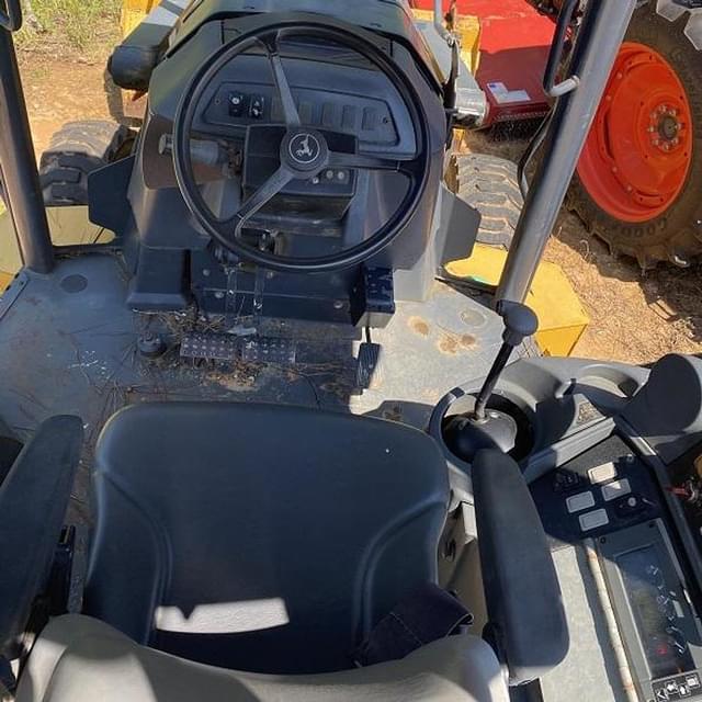 Image of John Deere 310J equipment image 4