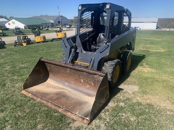 Image of John Deere 318D equipment image 3