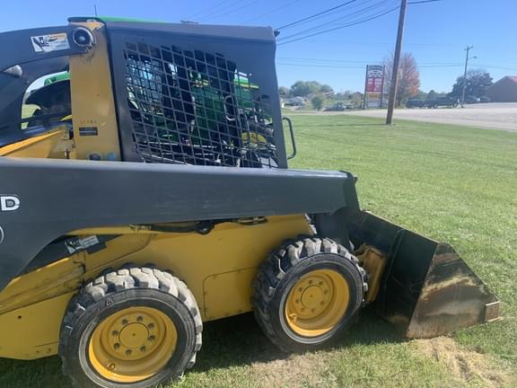 Image of John Deere 318D equipment image 2