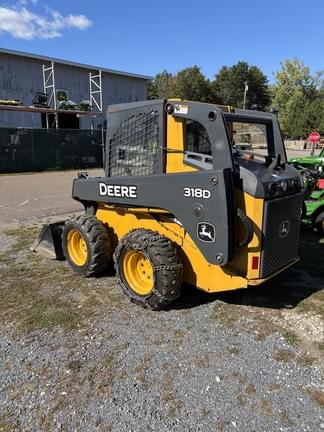 Image of John Deere 318D equipment image 2