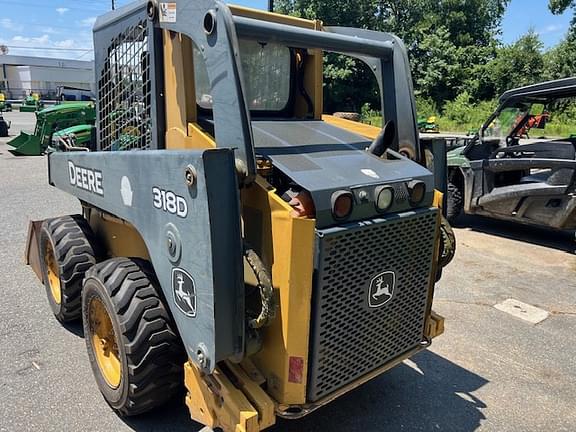 Image of John Deere 318D equipment image 3