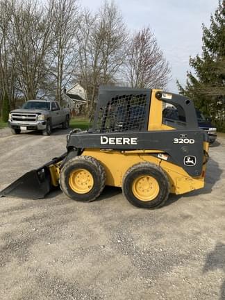 Main image John Deere 320D