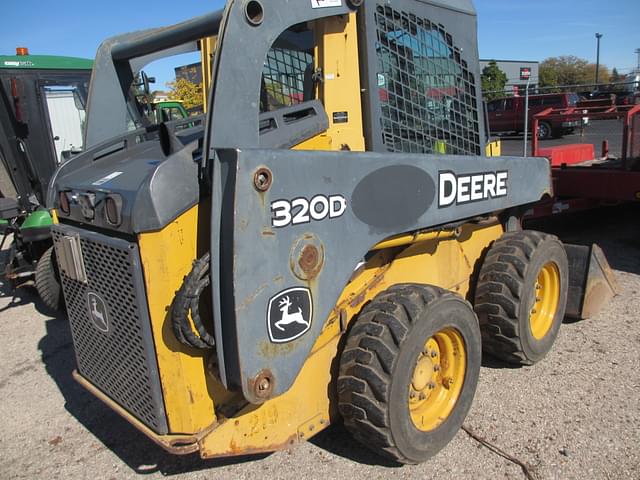 Image of John Deere 320D equipment image 1