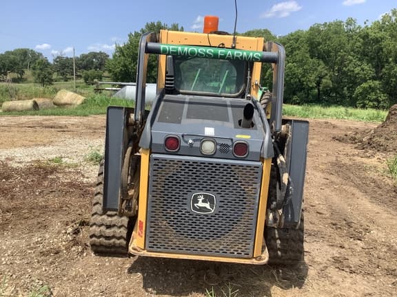 Image of John Deere 323D equipment image 2
