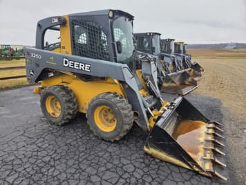 Main image John Deere 326D