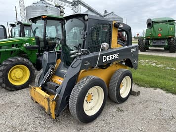 Main image John Deere 326D