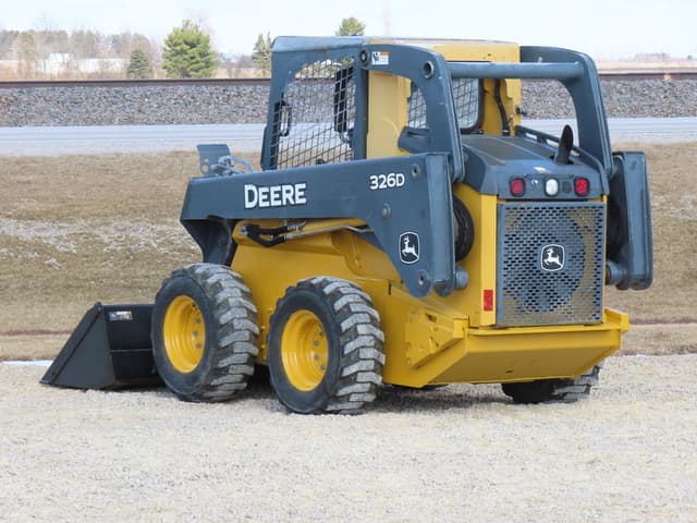 Image of John Deere 326D equipment image 2