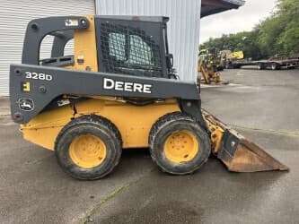 Image of John Deere 328D equipment image 3