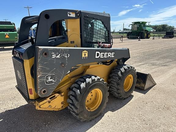 Image of John Deere 328D equipment image 4