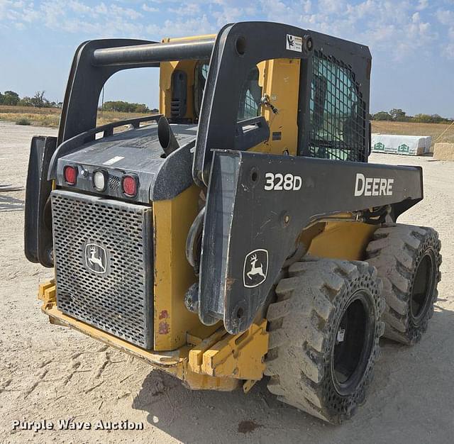 Image of John Deere 328D equipment image 4