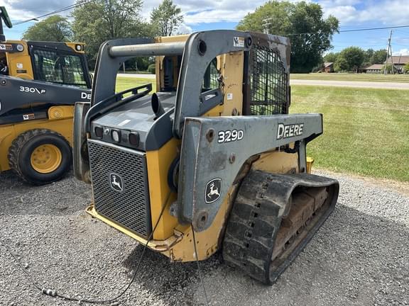 Image of John Deere 329D equipment image 4