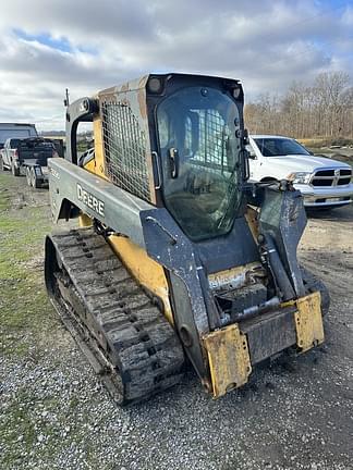 Image of John Deere 329D Primary image