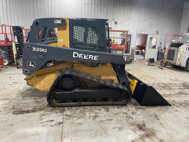 Image of John Deere 329D equipment image 3
