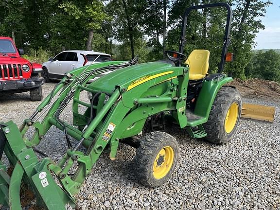 Image of John Deere 3320 Primary image