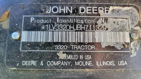 Image of John Deere 3320 equipment image 1