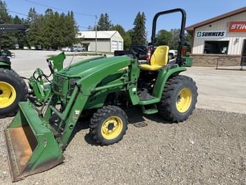 Main image John Deere 3320