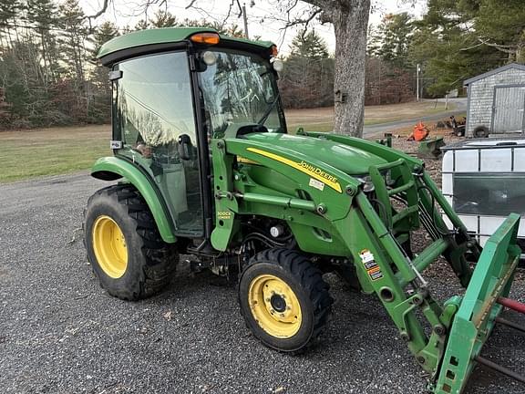 Image of John Deere 3320 equipment image 1