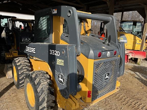 Image of John Deere 332D equipment image 3