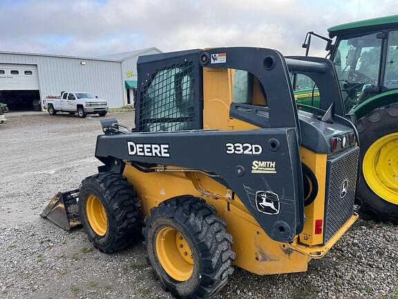 Image of John Deere 332D equipment image 1
