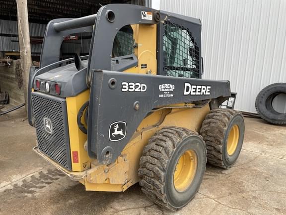 Image of John Deere 332D equipment image 1