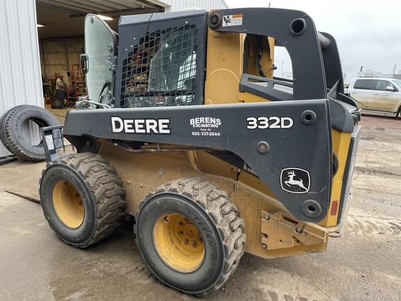 Image of John Deere 332D equipment image 3