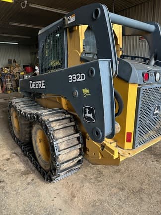 Image of John Deere 332D equipment image 2