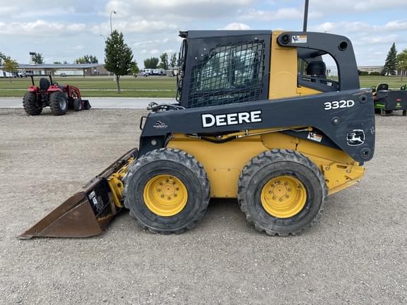 Image of John Deere 332D Primary image