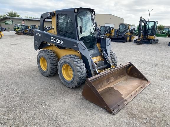 Image of John Deere 332D equipment image 3