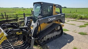 Main image John Deere 333D