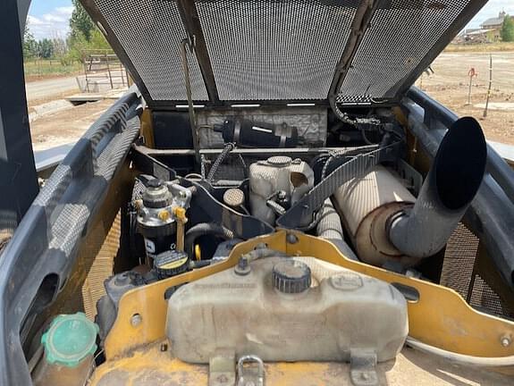 Image of John Deere 333D equipment image 1