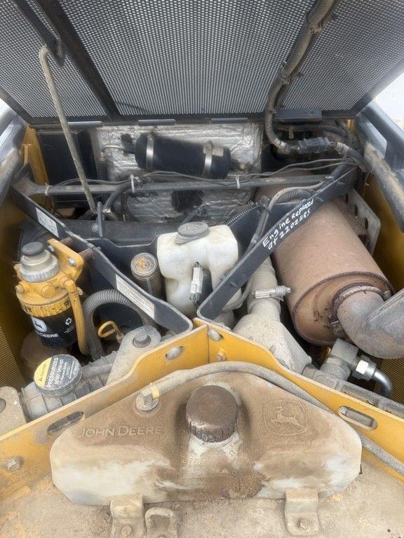 Image of John Deere 333D equipment image 3
