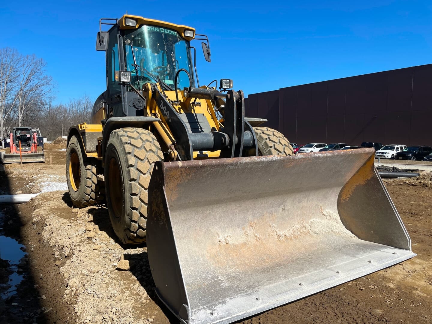 2011 John Deere 344J Equipment Image0