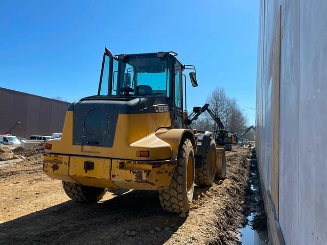 Image of John Deere 344J equipment image 1