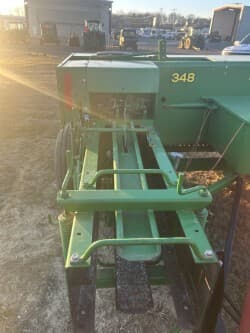 Image of John Deere 348 equipment image 4