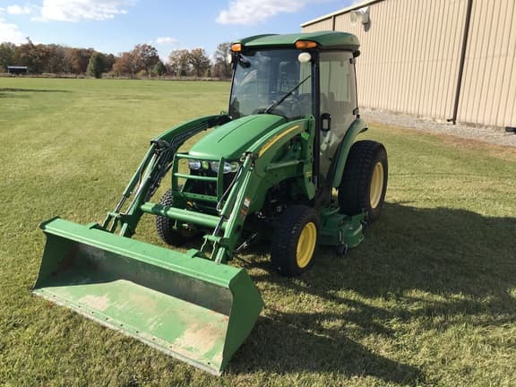 Image of John Deere 3520 equipment image 1