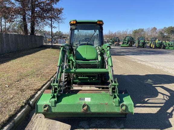Image of John Deere 3520 equipment image 1