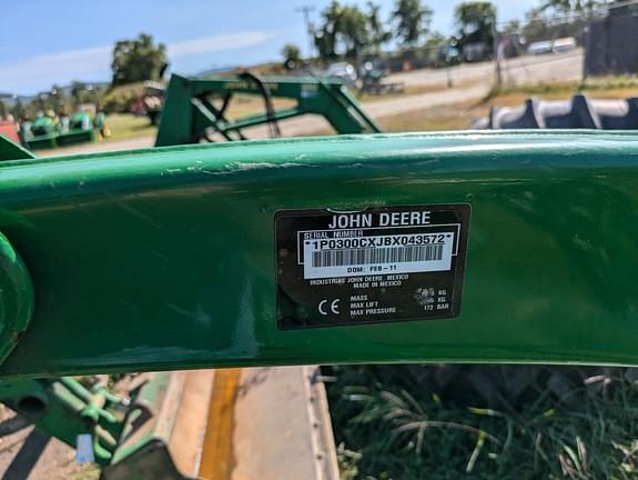 Image of John Deere 3520 equipment image 3