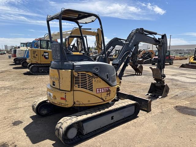 Image of John Deere 35D equipment image 2