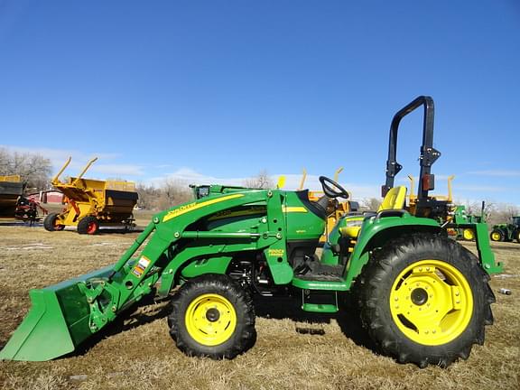 Image of John Deere 3720 equipment image 3