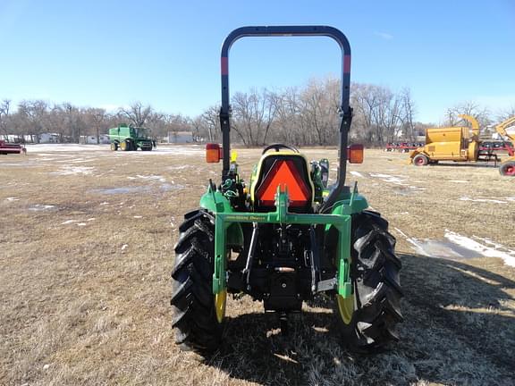 Image of John Deere 3720 equipment image 4